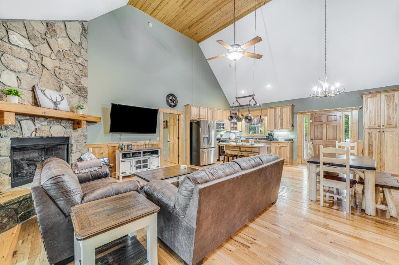 Deer Run Retreat Villa Ellijay Exteriör bild
